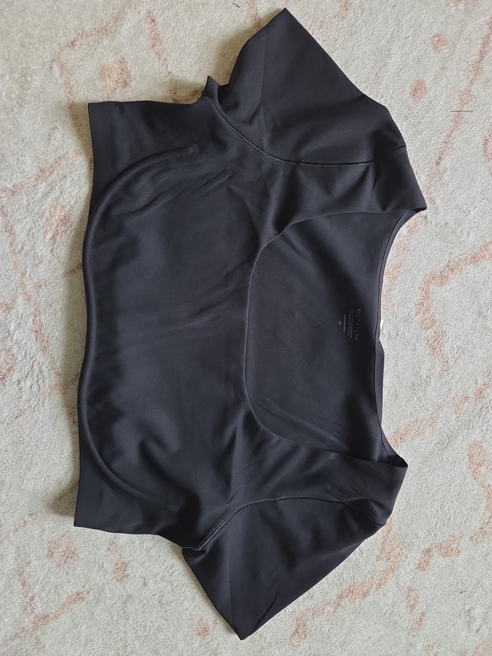 Athleta Black Scoop-Neck Short Sleeve Crop Top - Picture 2 of 6